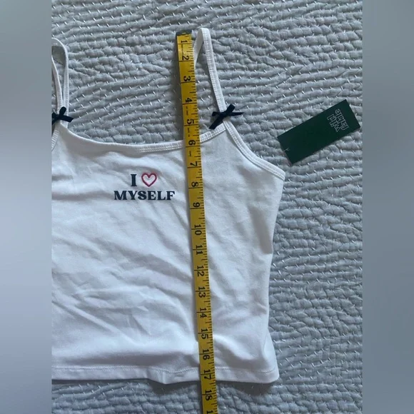 “I Love Myself” Graphic Crop Top – Cute Self-Love - Picture 6 of 7